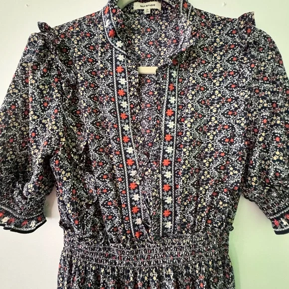 Max Studio Floral Print Top long boho style size small - Picture 2 of 4